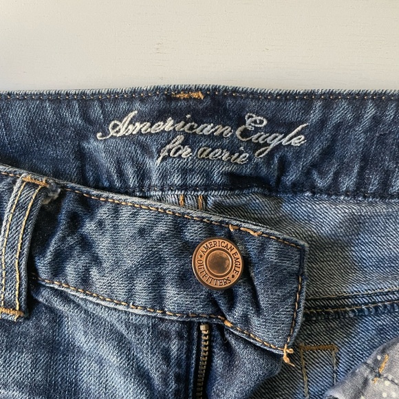American Eagle Cutoff Jean Shorts - Picture 4 of 7